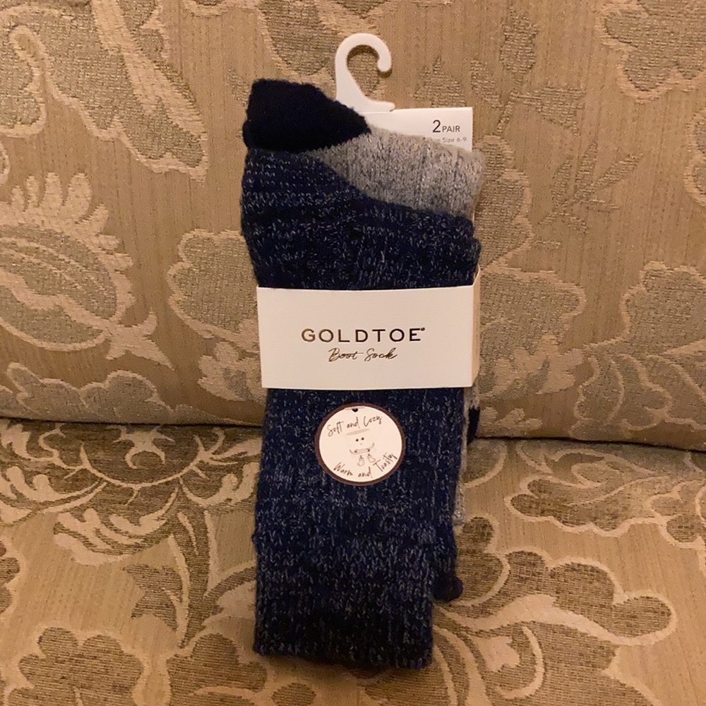 New in package Gold Toe 2-pack boot socks. - Picture 3 of 8